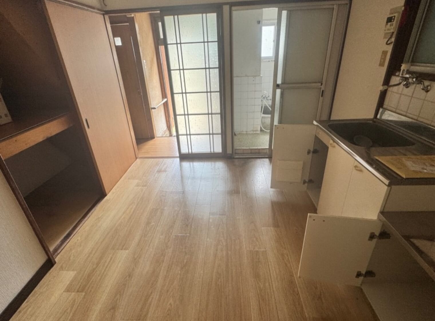 外⼭街道町 借家キッチン